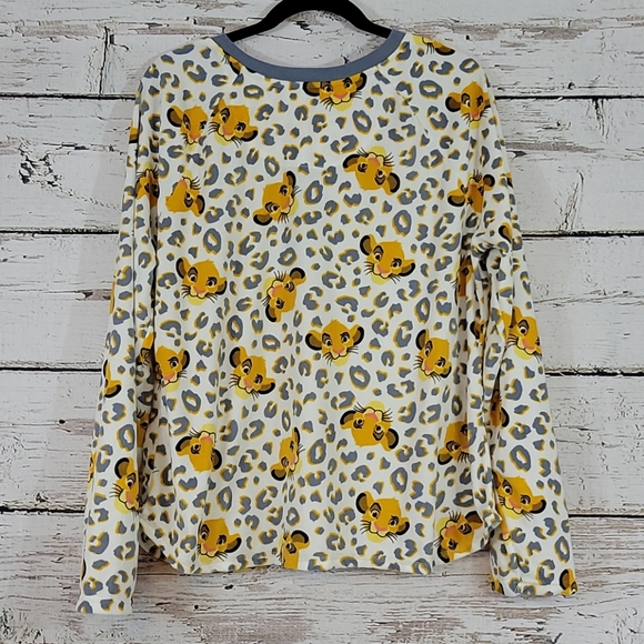 Disney's Lion King Sleep Top - Picture 4 of 7